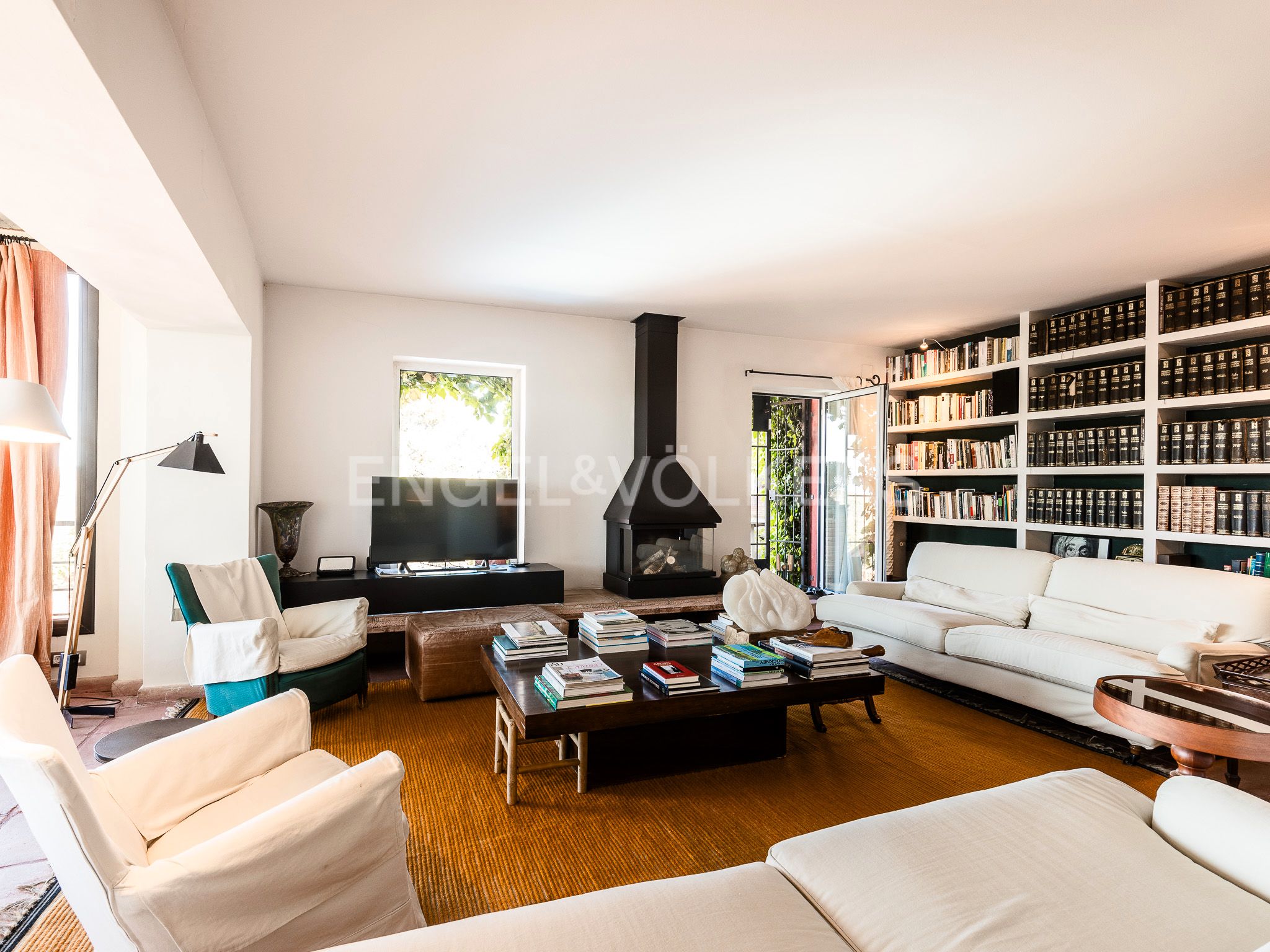 Sala d'estar de Casa o xalet en venda en  Barcelona Capital amb Calefacció, Parquet i Terrassa