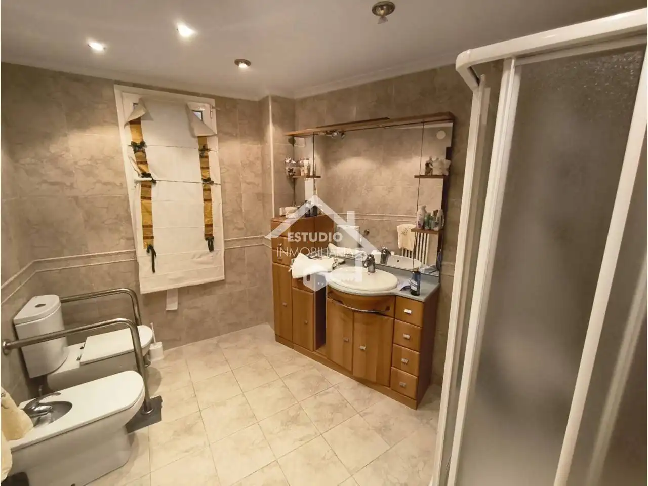 Badezimmer von Wohnung zum Verkauf in Navarrete mit Heizung, Terrasse und Abstellraum
