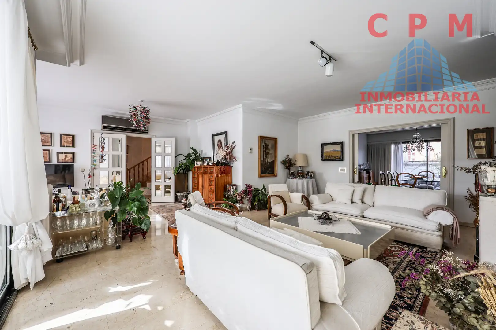 Living room of Single-family semi-detached for sale in  Madrid Capital  with Air Conditioner, Heating and Private garden