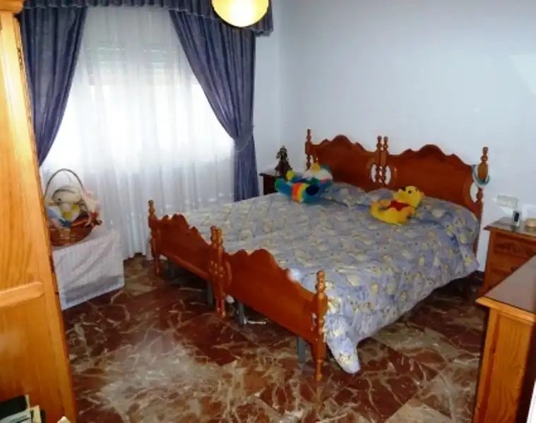 Dormitori de Casa o xalet en venda en Alhaurín de la Torre amb Aire condicionat, Calefacció i Jardí privat