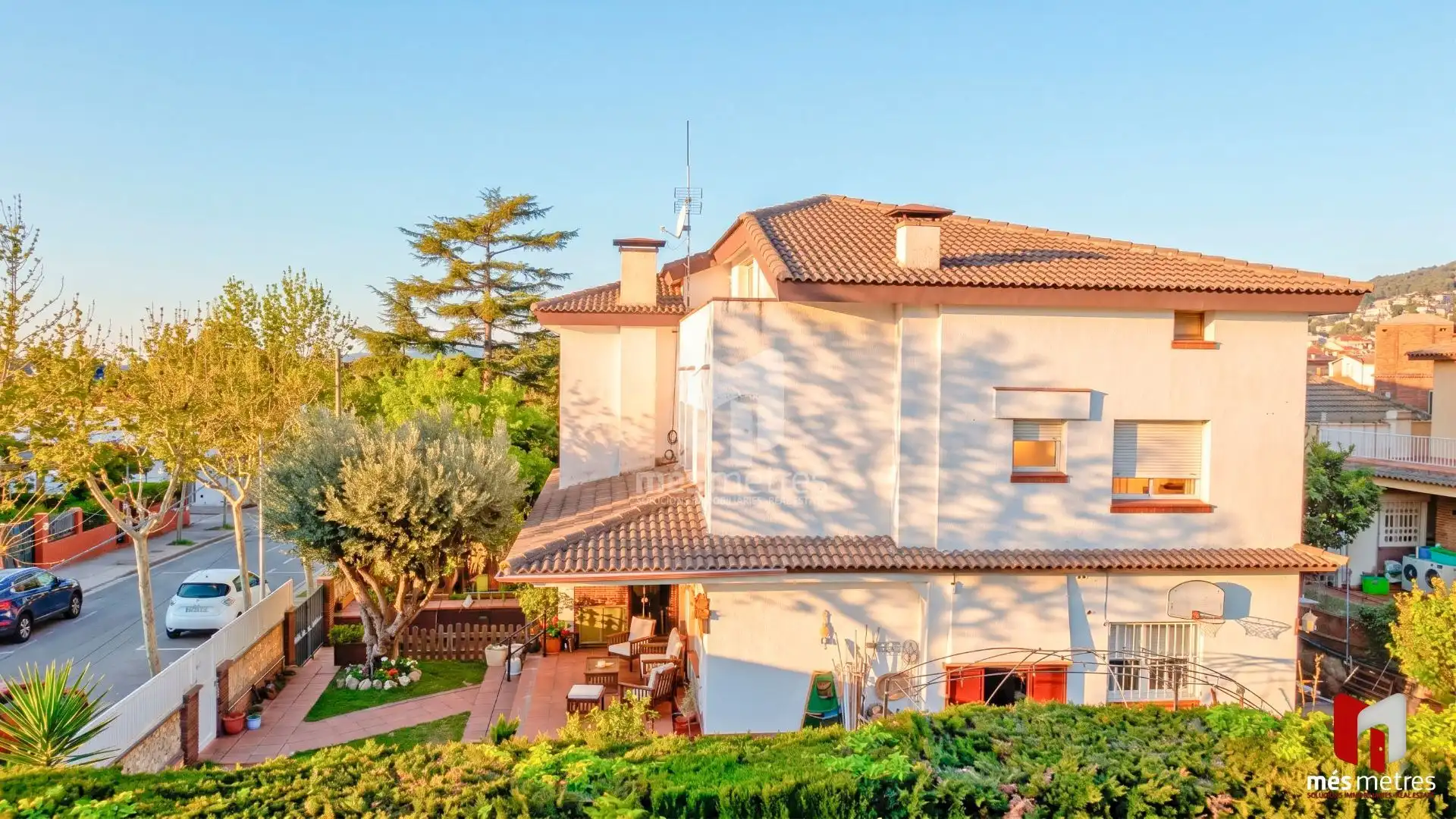 Vista exterior de Casa o chalet en venta en El Masnou con Calefacción, Jardín privado y Trastero