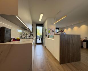 Kitchen of Planta baja for sale in Santa Cruz de Bezana