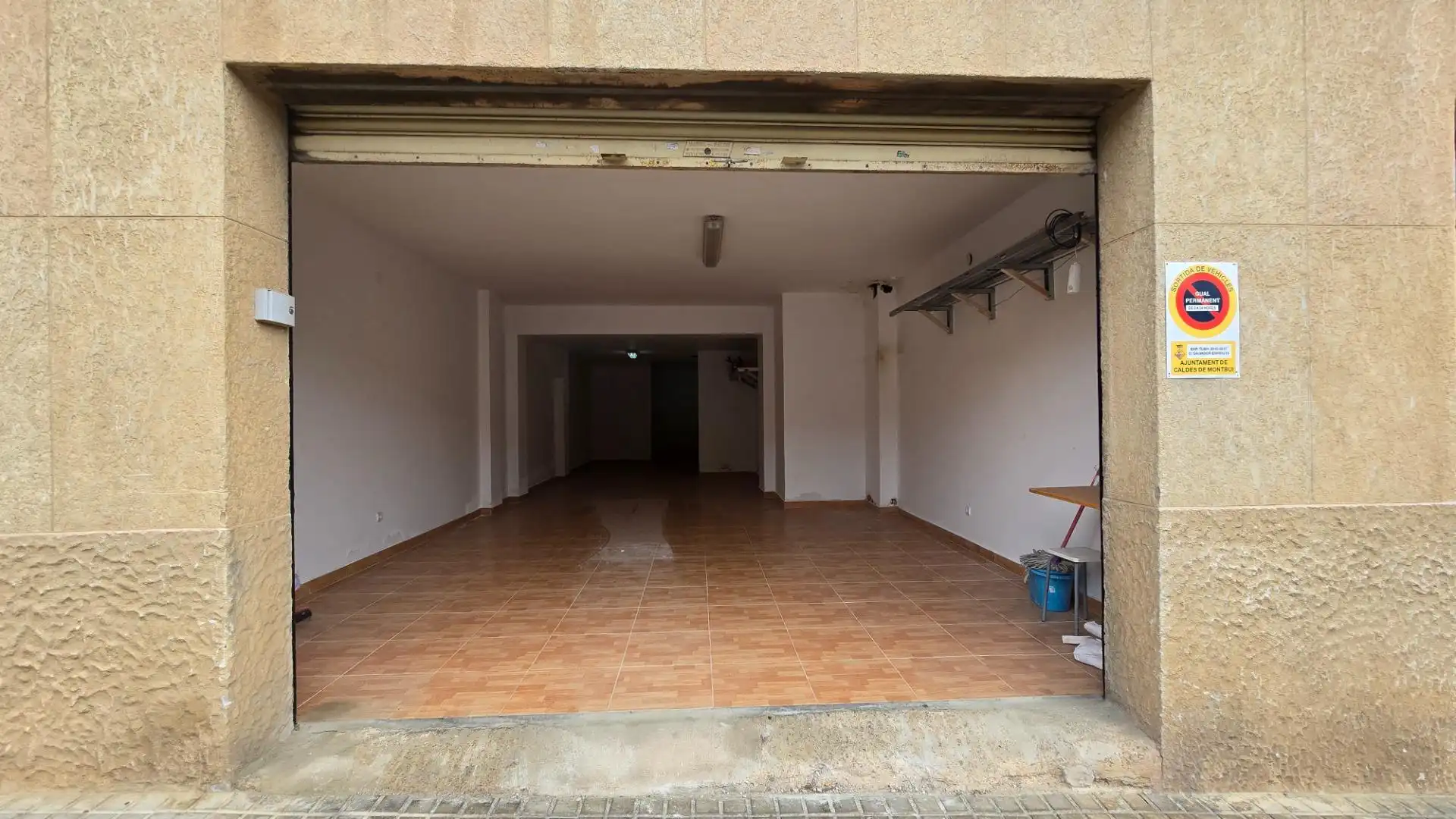 Local comercial en venda a Carrer SALVADOR ESPRIU, imagen 2