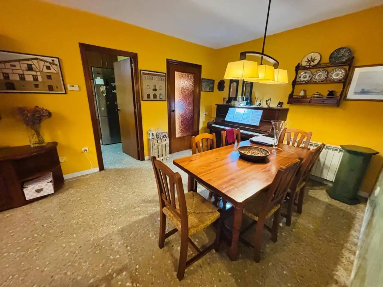 Comedor de Piso en venta en Vilanova i la Geltrú con Aire acondicionado, Calefacción y Terraza
