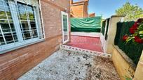 Jardí de Casa adosada en venda en Pioz amb Parquet