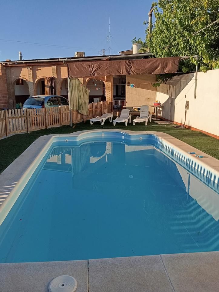 Piscina de Finca rústica en venda en Puente Genil amb Jardí privat, Terrassa i Piscina