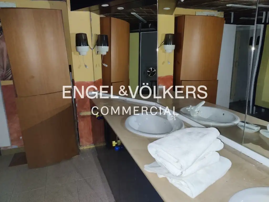 Local comercial en venta en Eixample, imagen 13