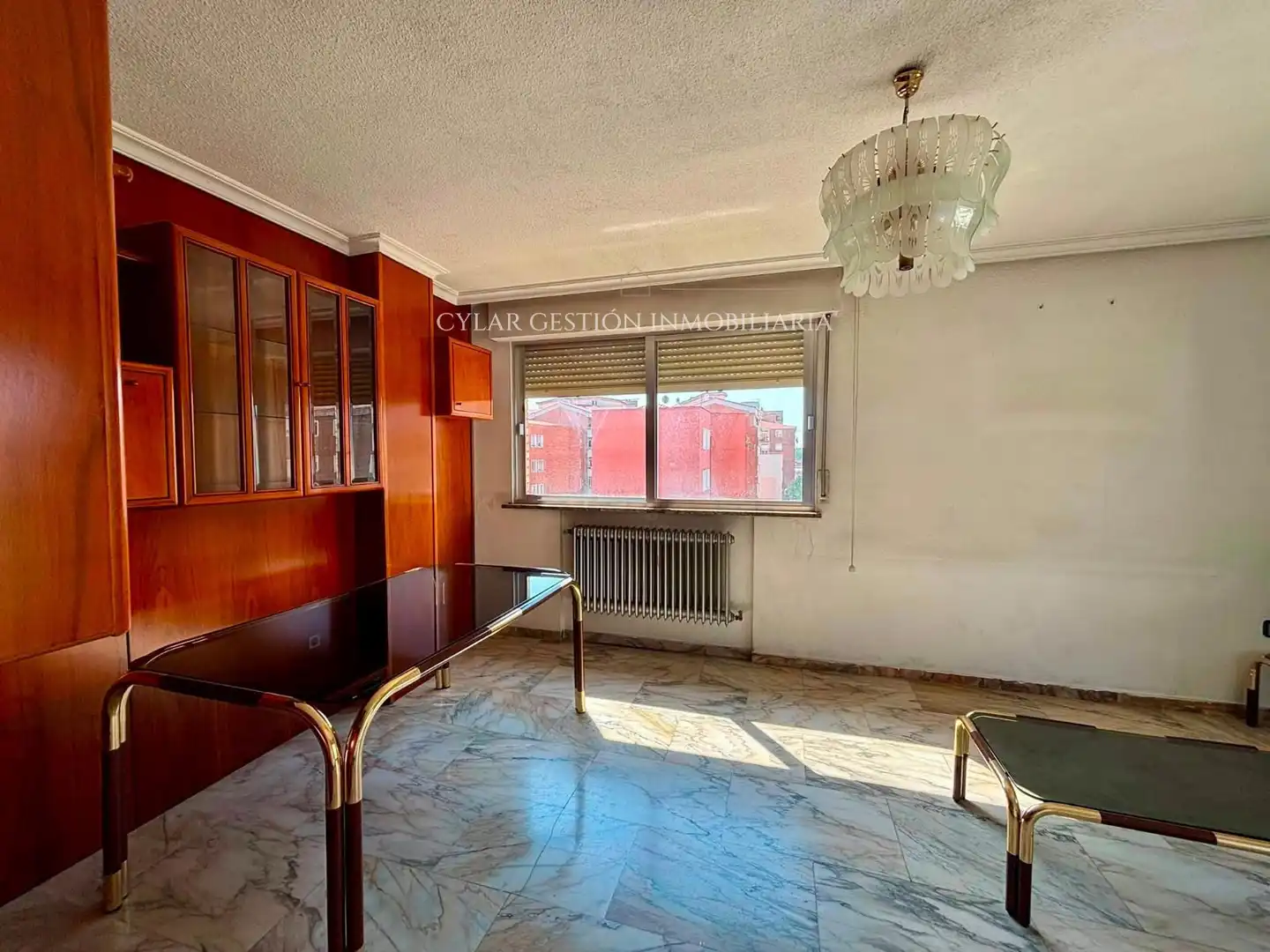 Sala de estar de Piso en venta en Salamanca con Calefacción, Terraza y Piscina