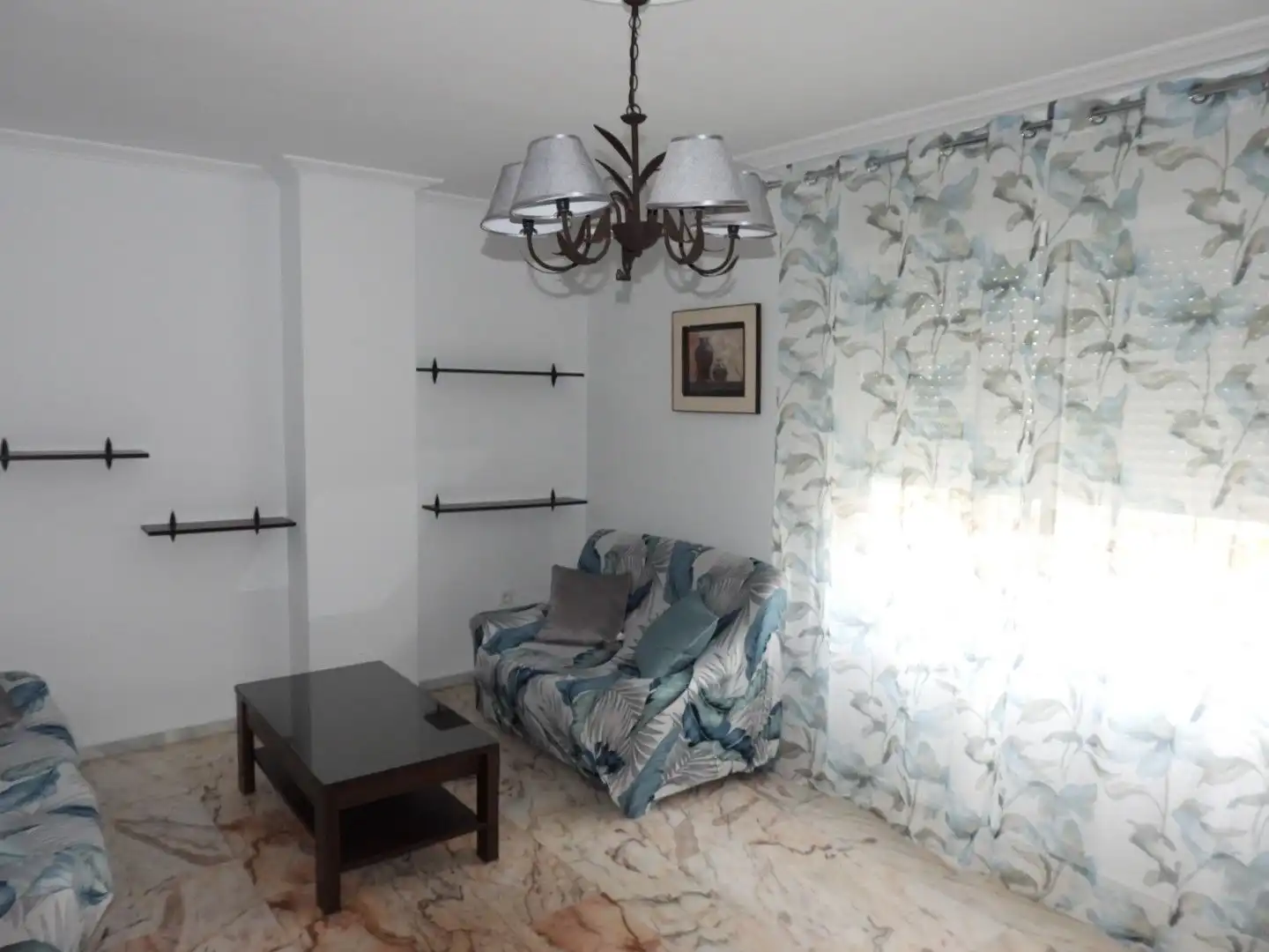 Sala d'estar de Pis en venda en Badajoz amb Aire condicionat, Moblat i Forn