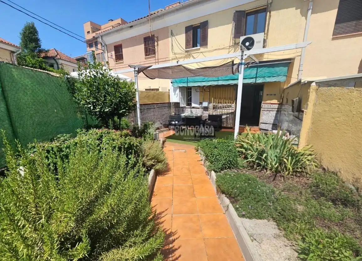 Detached homes for sale in San Isidro