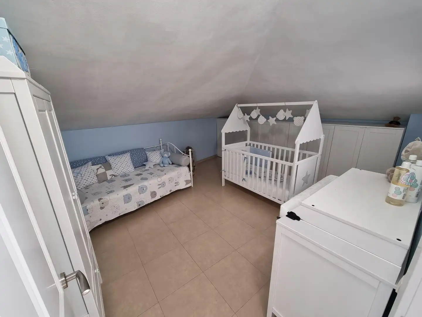 Schlafzimmer von Dachboden zum Verkauf in Sabadell mit Terrasse, Möbliert und Alarm