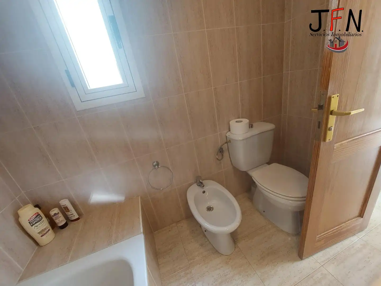 Bathroom of Attic for sale in Fabelo