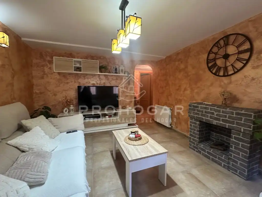 Sala de estar de Casa adosada en venta en Colmenar Viejo