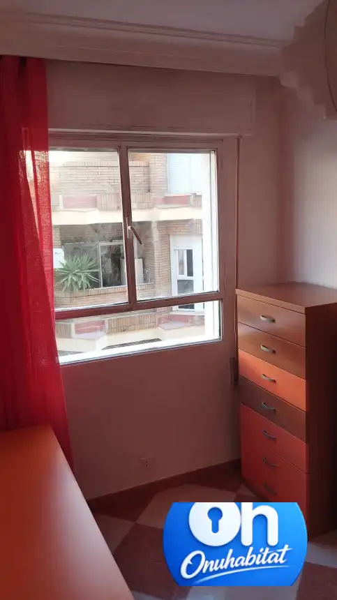 Dormitori de Pis en venda en Huelva amb Aire condicionat, Moblat i Balcó