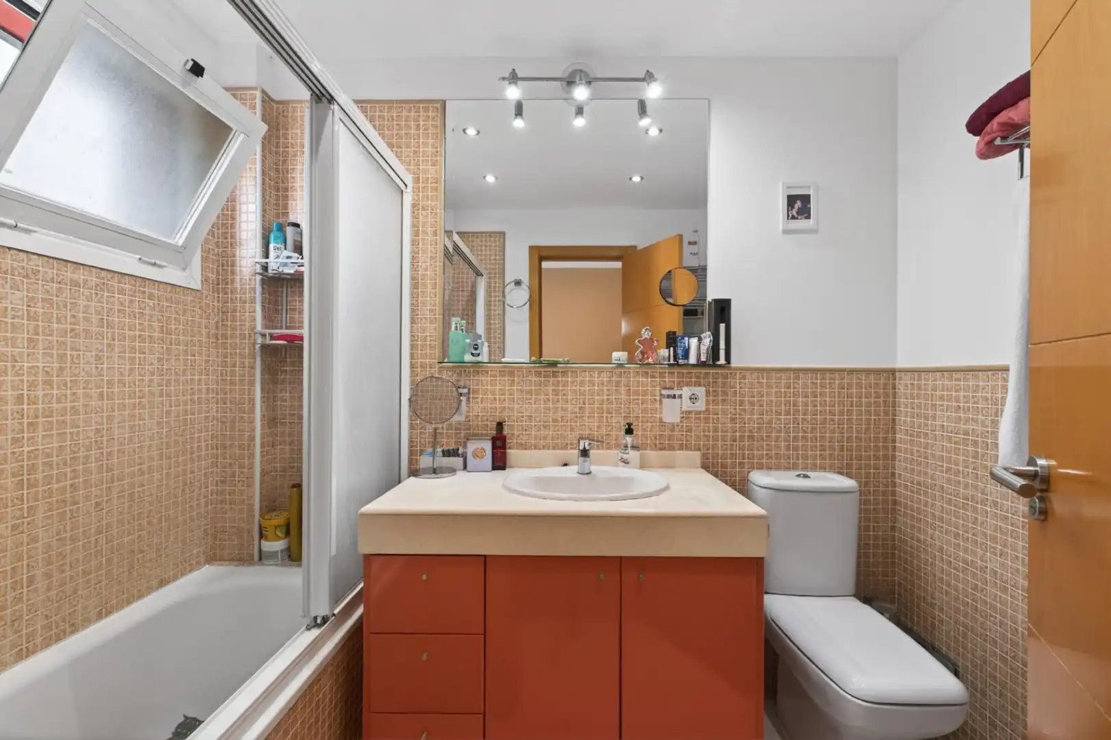 Baño de Casa adosada en venta en Alhaurín de la Torre con Aire acondicionado, Terraza y Trastero