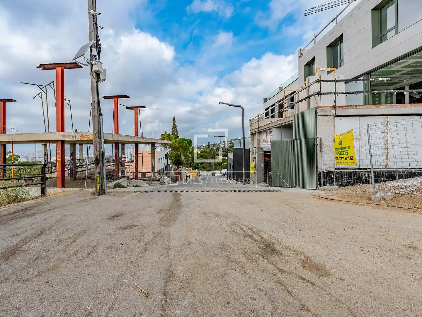 Vista exterior de Casa o chalet en venta en Esplugues de Llobregat con Aire acondicionado, Calefacción y Parquet