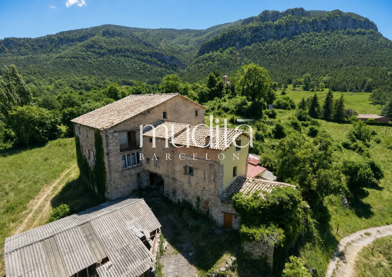 Vista exterior de Finca rústica en venda en Guardiola de Berguedà amb Calefacció i Terrassa