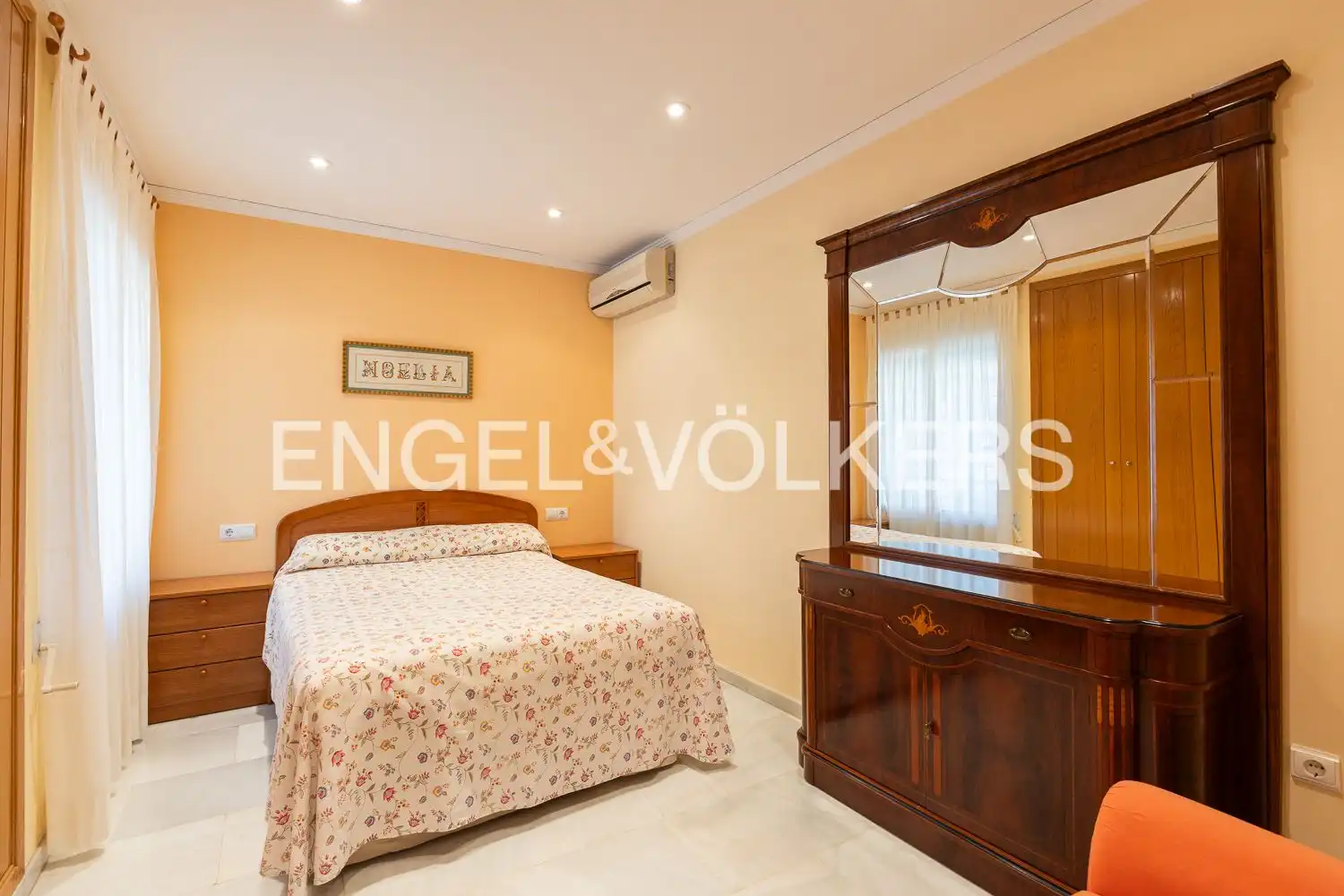 Bedroom of Houses for sale in Carcaixent  with Air Conditioner, Heating and Private garden