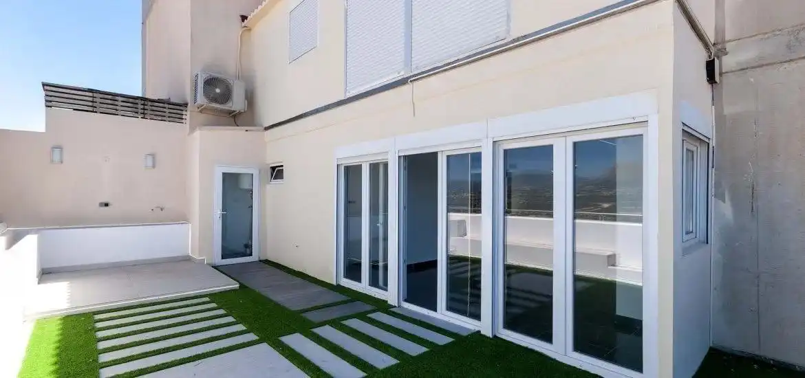 Àtic amb piscina en venda a Calle SIERRA DORADA, imagen 5