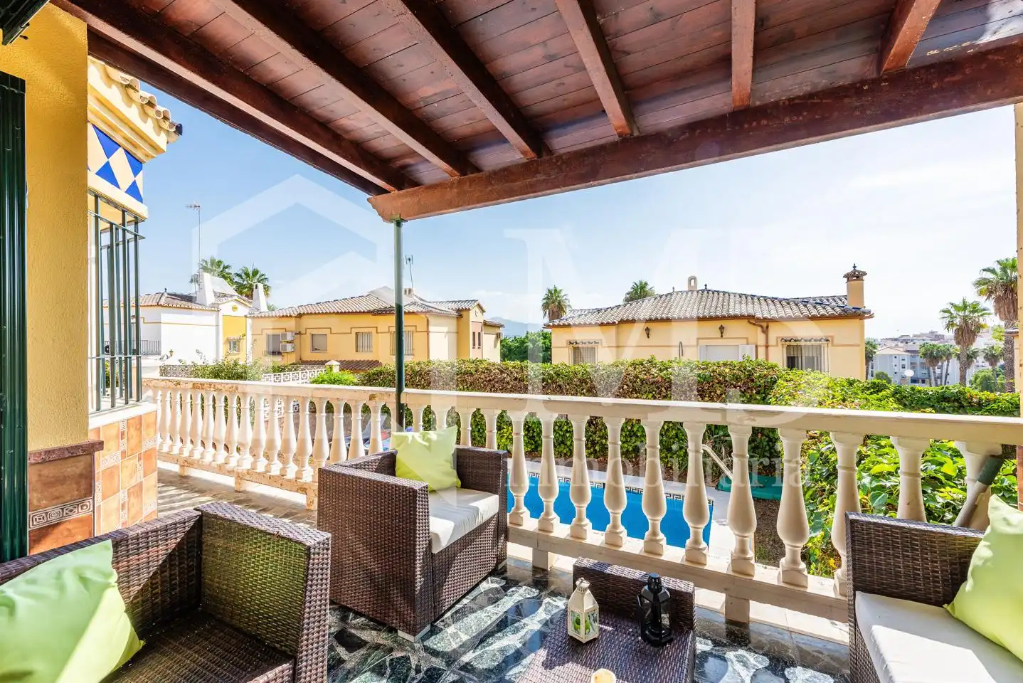 Terrassa de Casa adosada en venda en Vélez-Málaga amb Aire condicionat, Jardí privat i Terrassa