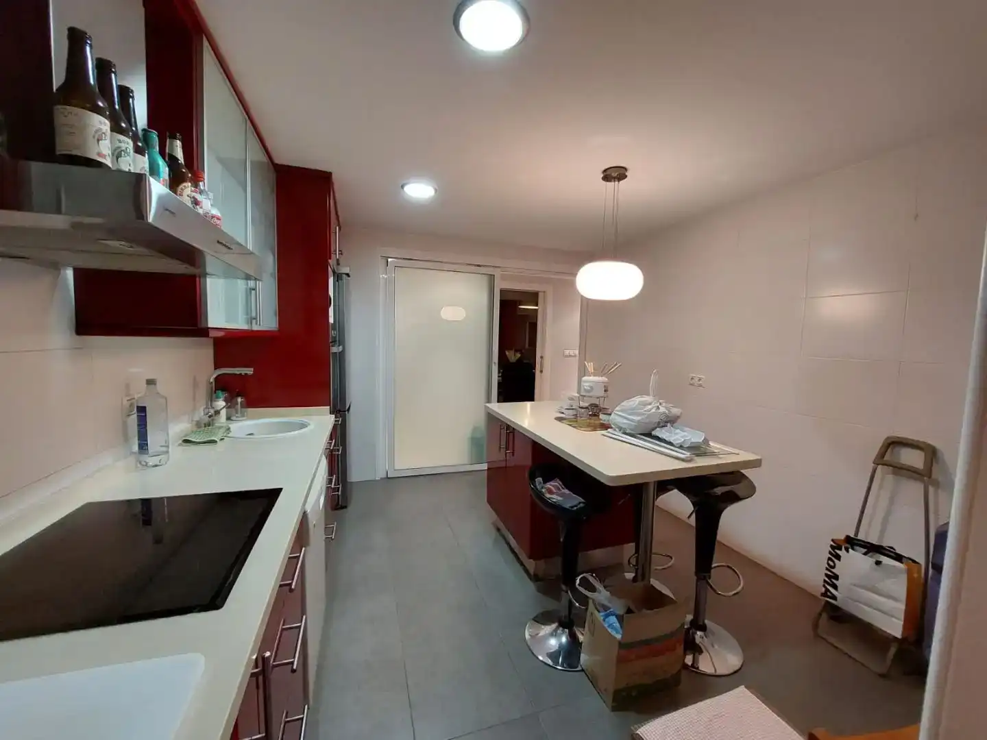 Kitchen of Flat for rent in  Valencia Capital  with Air Conditioner and Balcony