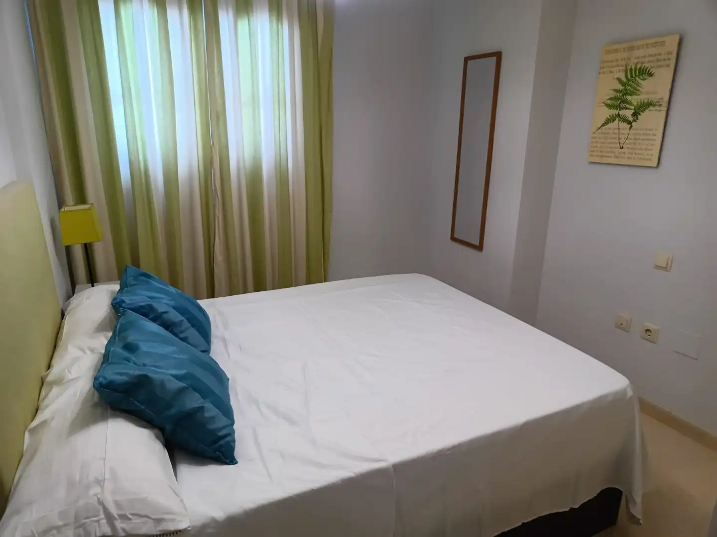 Bedroom of Flat for sale in Sotogrande  with Air Conditioner, Terrace and Balcony