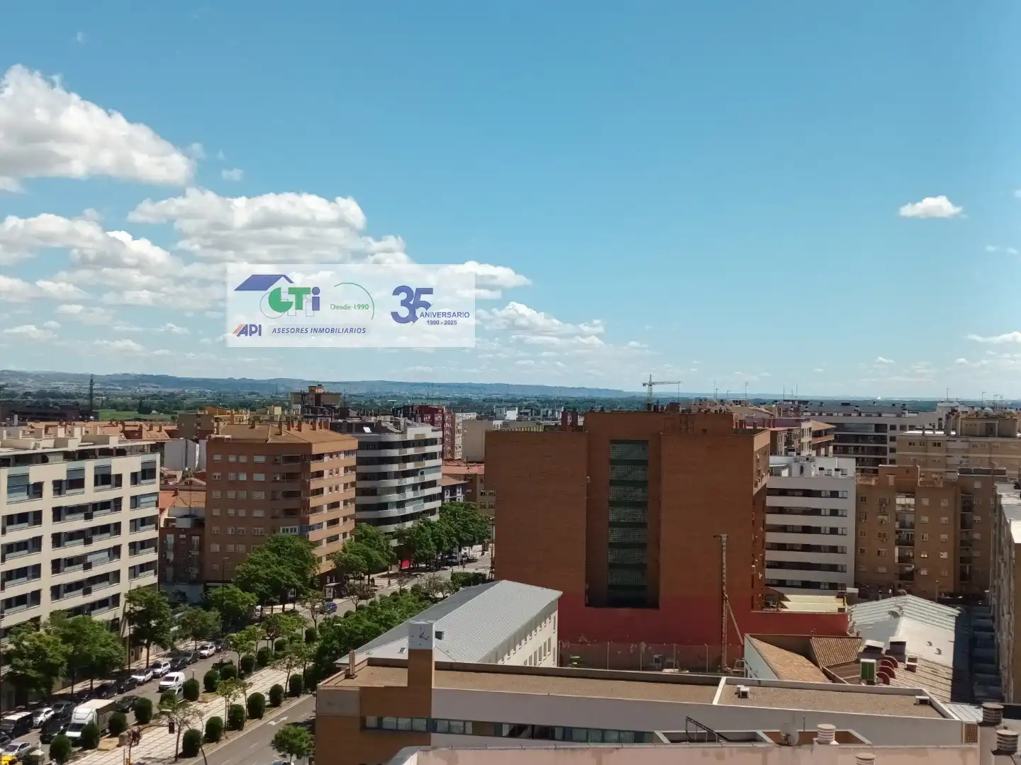 Exterior view of Flat for sale in Zaragoza