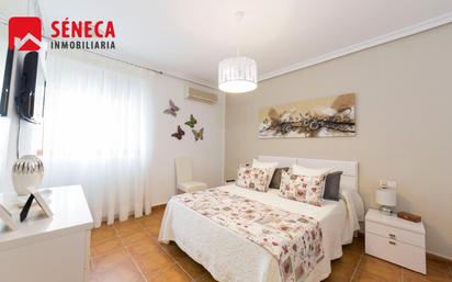 House or chalet for sale in Ciudad Jardín - Zoco
