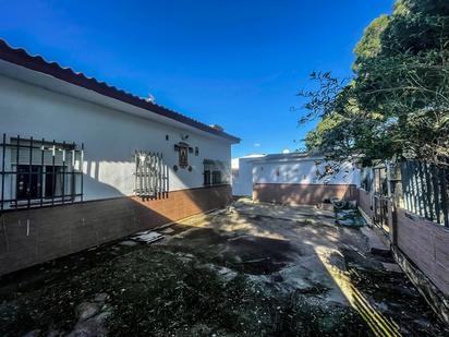 Vista exterior de Finca rústica en venda en Lucena del Puerto amb Aire condicionat, Jardí privat i Terrassa