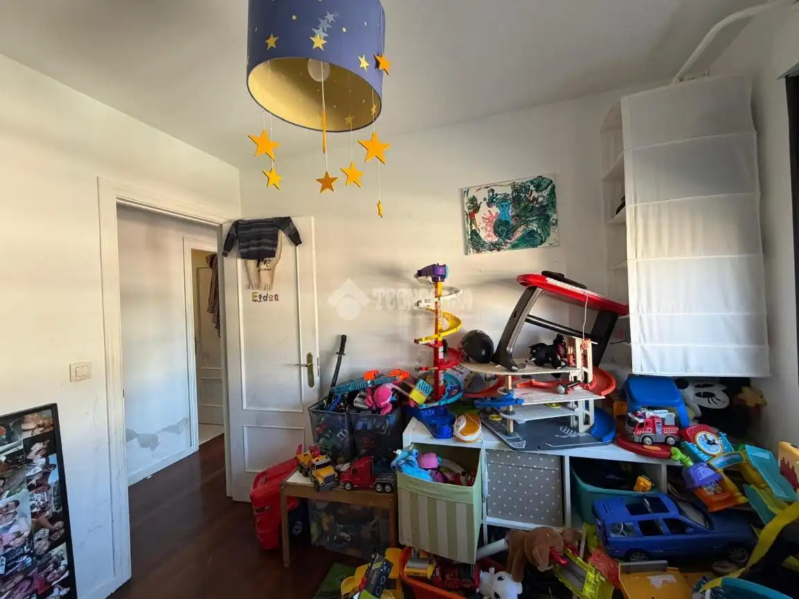 Habitación de Piso en venta en Castro-Urdiales con Piscina comunitaria