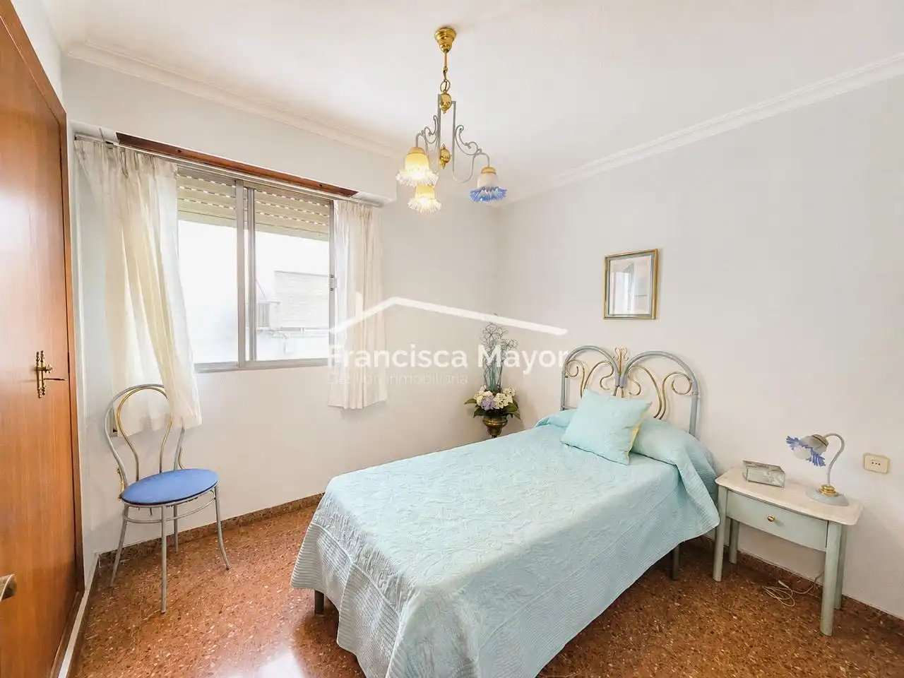 Sala d'estar de Pis en venda en Valencia amb Aire condicionat i Balcó