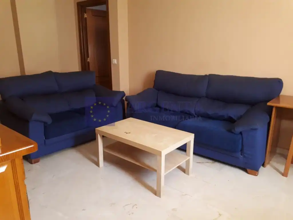 Apartament amb ascensor en venda a Nuevo Cáceres, imagen 2