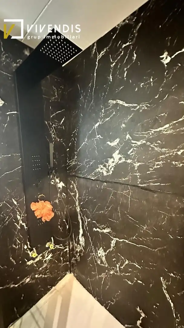 Badezimmer von Wohnung zum Verkauf in Torrefarrera mit Heizung, Abstellraum und Balkon