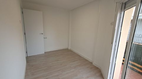 !CDATAPiso de 90m Totalmente Reformado  3 Hab, 2 Balcones y Trastero en Aspe, image 4