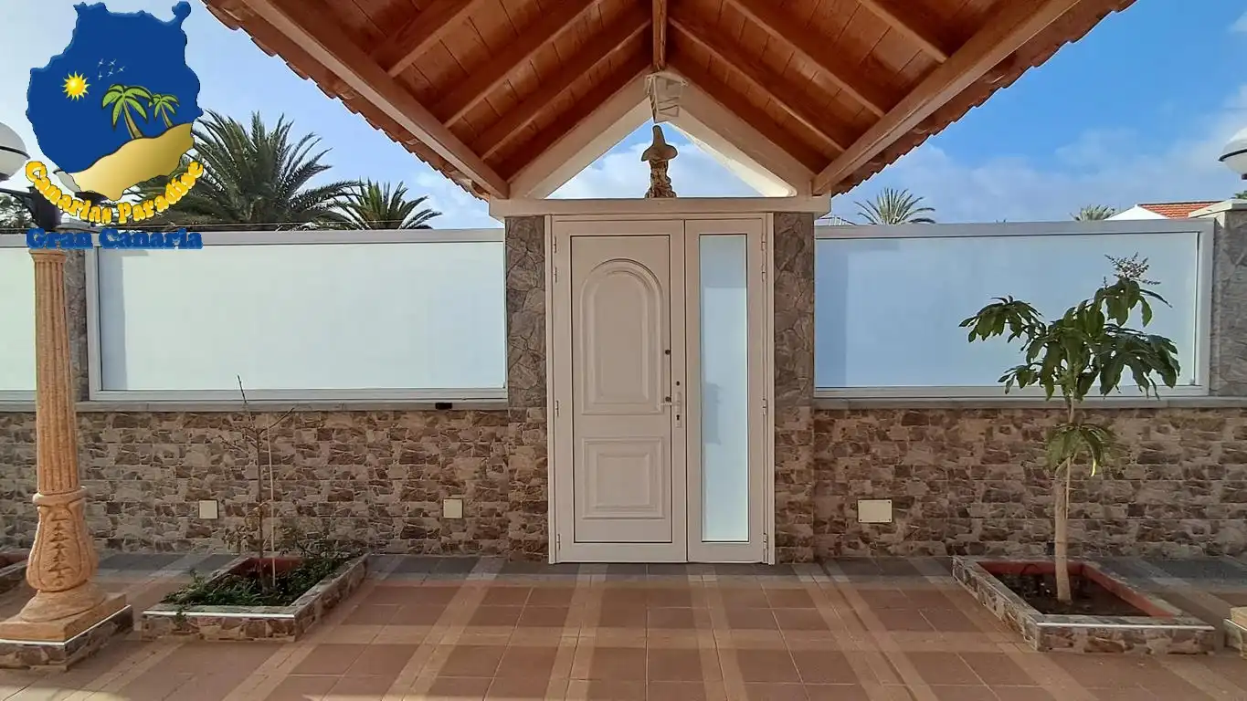 Casa o xalet en venda en San Bartolomé de Tirajana amb Aire condicionat, Terrassa i Moblat