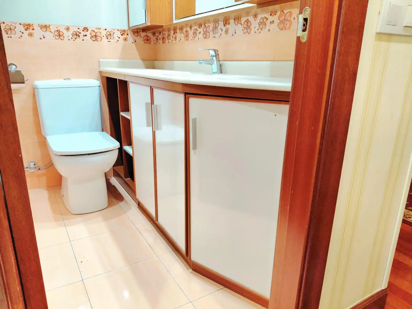 Baño de Piso en venta en Getxo  con Calefacción y Trastero