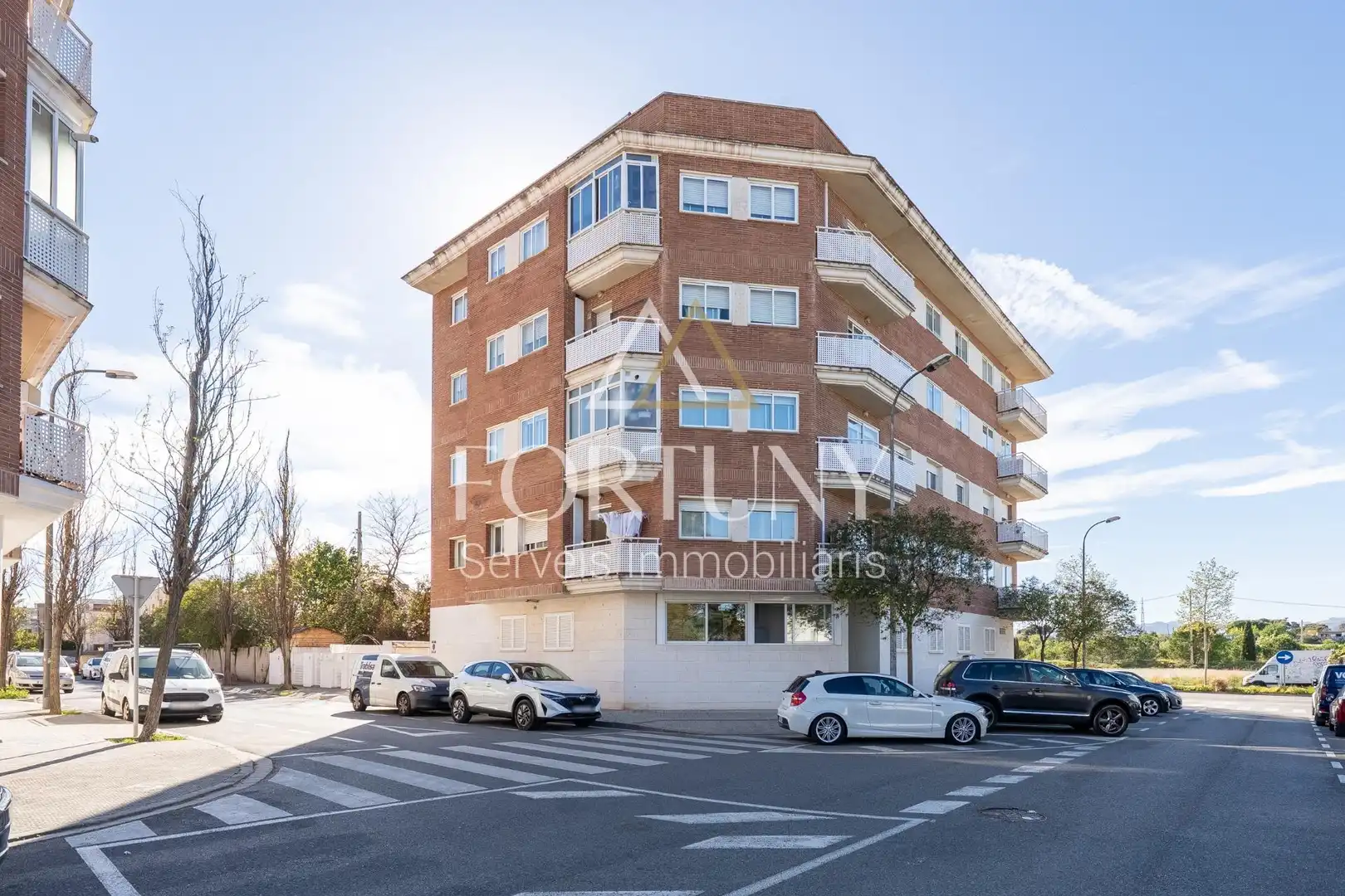 Vista exterior de Pis en venda en Reus amb Aire condicionat i Balcó
