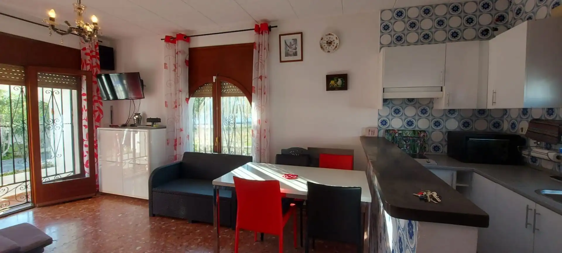 Garden of Houses for sale in Roses  with Air Conditioner, Heating and Private garden