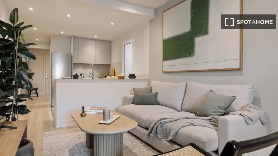 Sala de estar de Apartamento para compartir en Barcelona con Aire acondicionado, Terraza y Amueblado