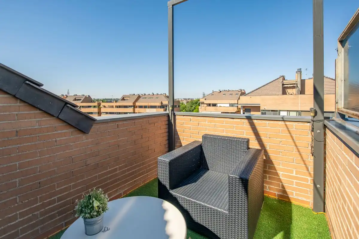 Terrassa de Àtic en venda en Pozuelo de Alarcón amb Aire condicionat, Calefacció i Jardí privat