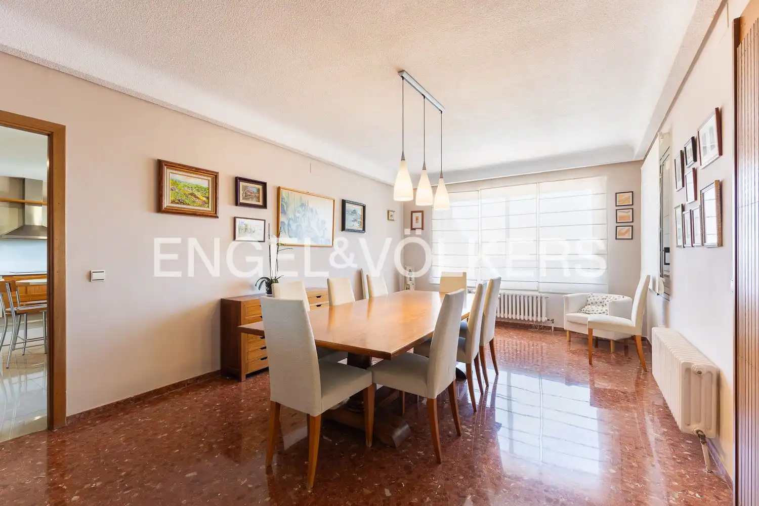 Dining room of Houses for sale in Chiva  with Air Conditioner, Heating and Private garden