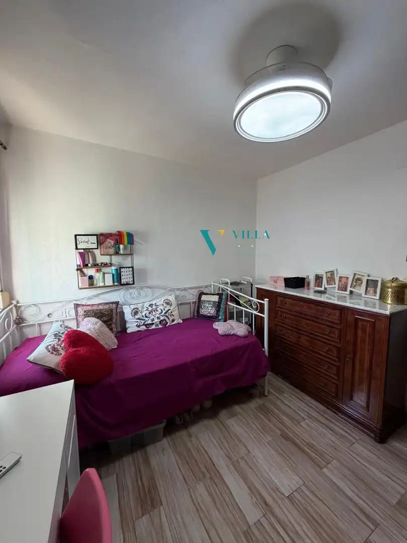 Dormitori de Casa o xalet en venda en Alcalá de Guadaira