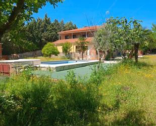Garden of House or chalet for sale in Albarreal de Tajo  with Air Conditioner, Heating and Private garden