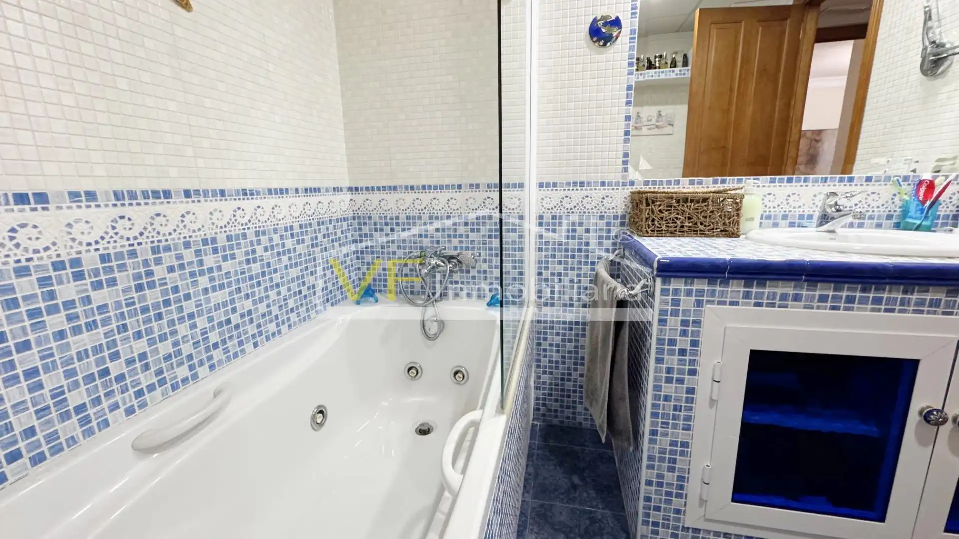 Baño de Piso en venta en Málaga con Aire acondicionado, Calefacción y Terraza