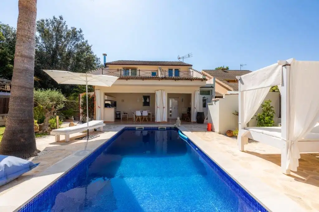Swimming pool of Houses for sale in Pollença  with Air Conditioner, Heating and Private garden