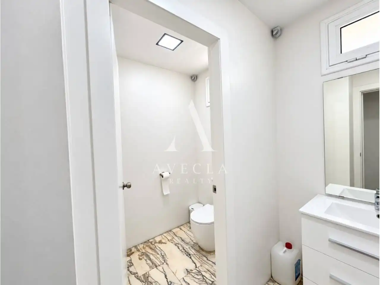Bathroom of Industrial buildings for rent in Rubí