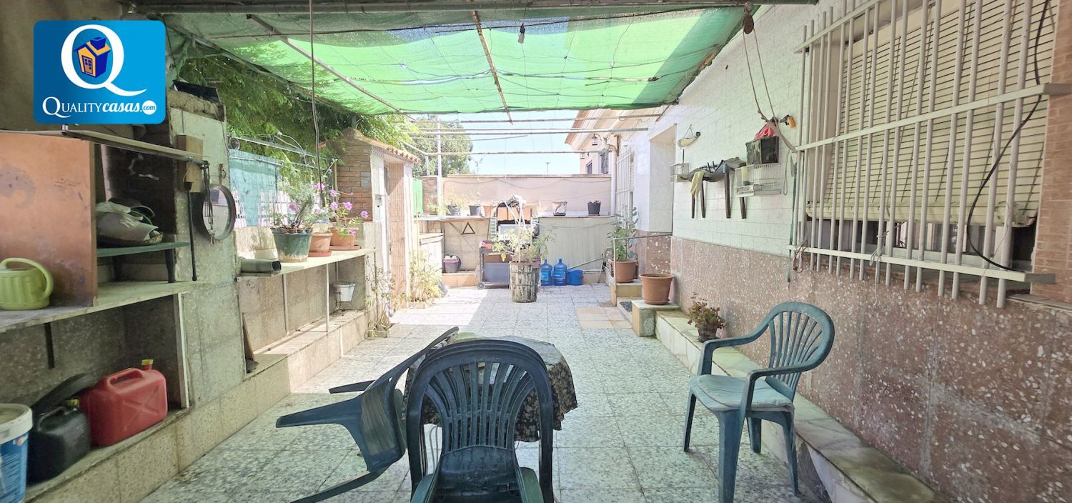 Terrace of House or chalet for sale in Alicante / Alacant  with Air Conditioner and Terrace