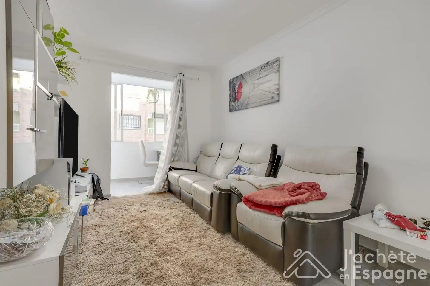 Living room of Flat for sale in Valencia  with Furnished and Balcony