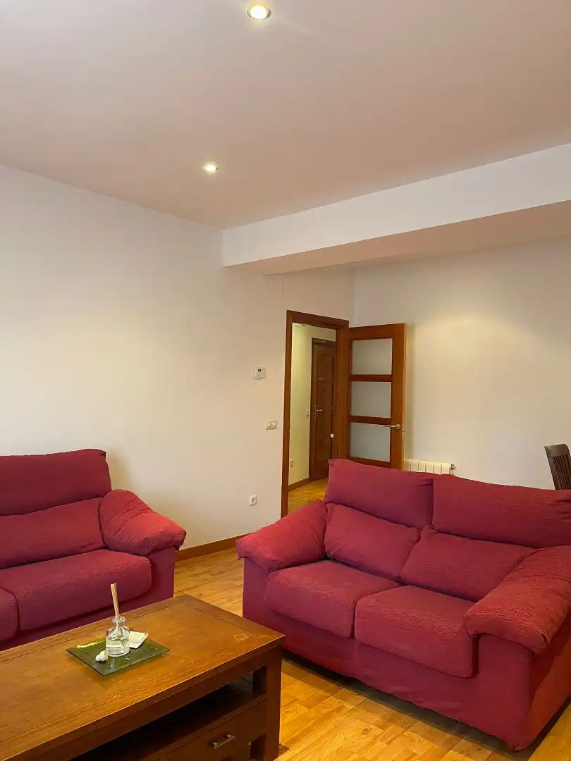 Wohnzimmer von Wohnung zur Miete in Plasencia mit Klimaanlage, Heizung und Möbliert