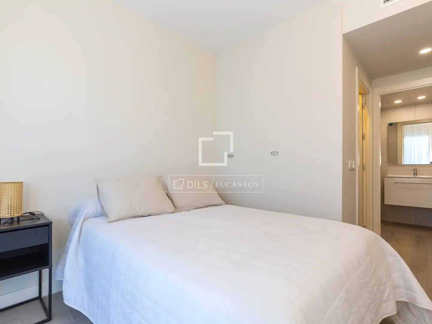 Habitación de Piso de alquiler en Sant Feliu de Llobregat con Aire acondicionado, Terraza y Trastero